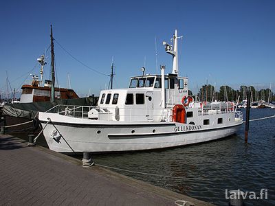 Gullkronan omalla paikallaan Helsingin Pohjoisrannassa 2011.