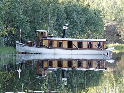 Häme kotilaiturissaan Tampereen Viitapohjassa.