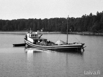 Svanhild moottorikäyttöisenä lastialuksena vuonna 1967.