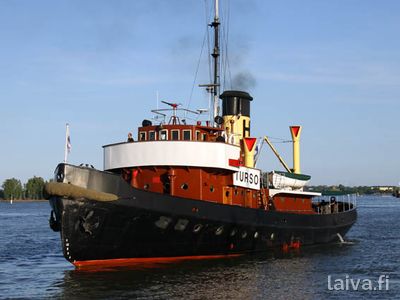 Turso kiinnittymässä Helsingin Eteläsatamaan kesäkuussa 2012.