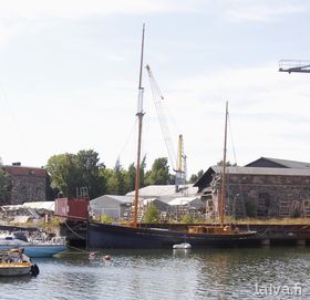 Freja Suomenlinnassa vuonna 2022.