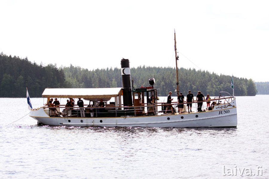Juno höyrylaivaregatassa Imatralla 2012.